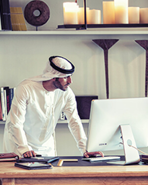 إدارة شؤونك المالية بكفاءة في دولة الإمارات